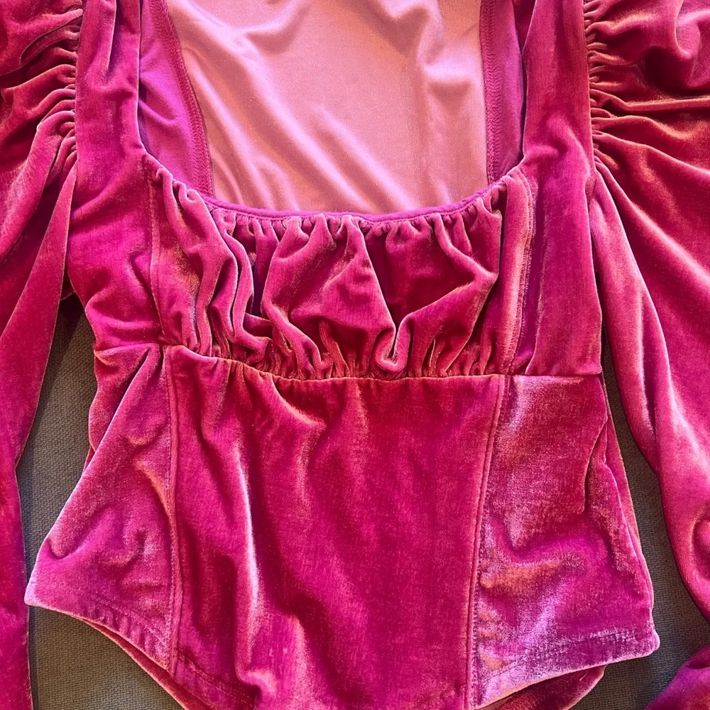 Free People Velvet Puff-Sleeve Corset Top - Magenta Pink